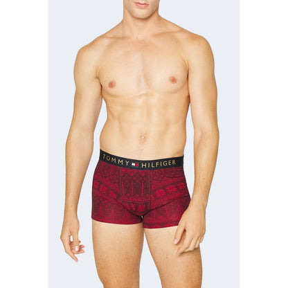 Tommy Hilfiger Bordeaux Cotton Boxers featuring elegant graphic pattern on male model, part of TRUNK & SOCK SET UM0UM01996.
